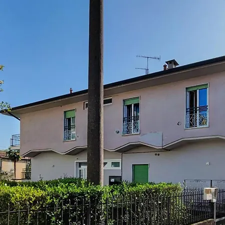 Apartment Residenza La Ruota Camelia